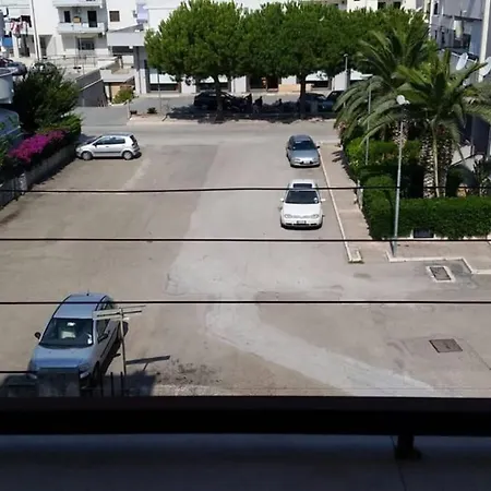 Tra Mare E Centro Paese Appartement *
